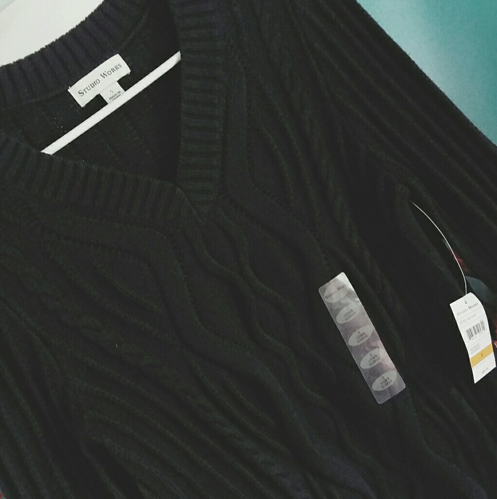 Studio Works-sweater - Picture 4 of 7